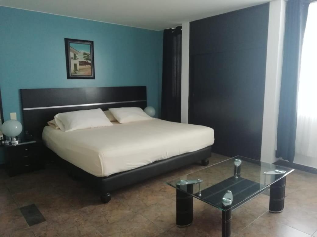 Hotel Americana Cali Bagian luar foto