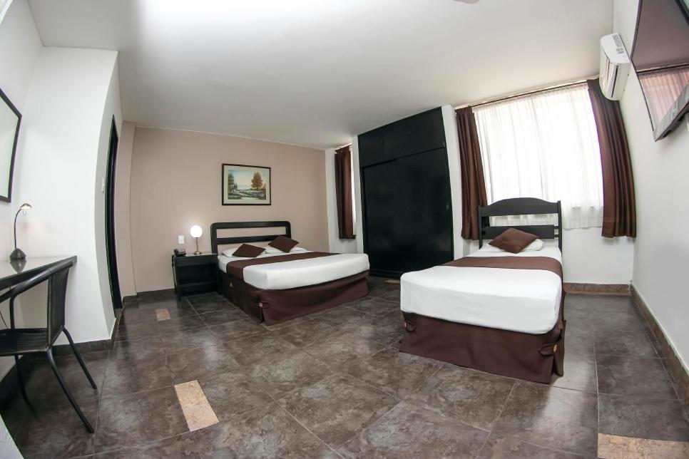 Hotel Americana Cali Bagian luar foto