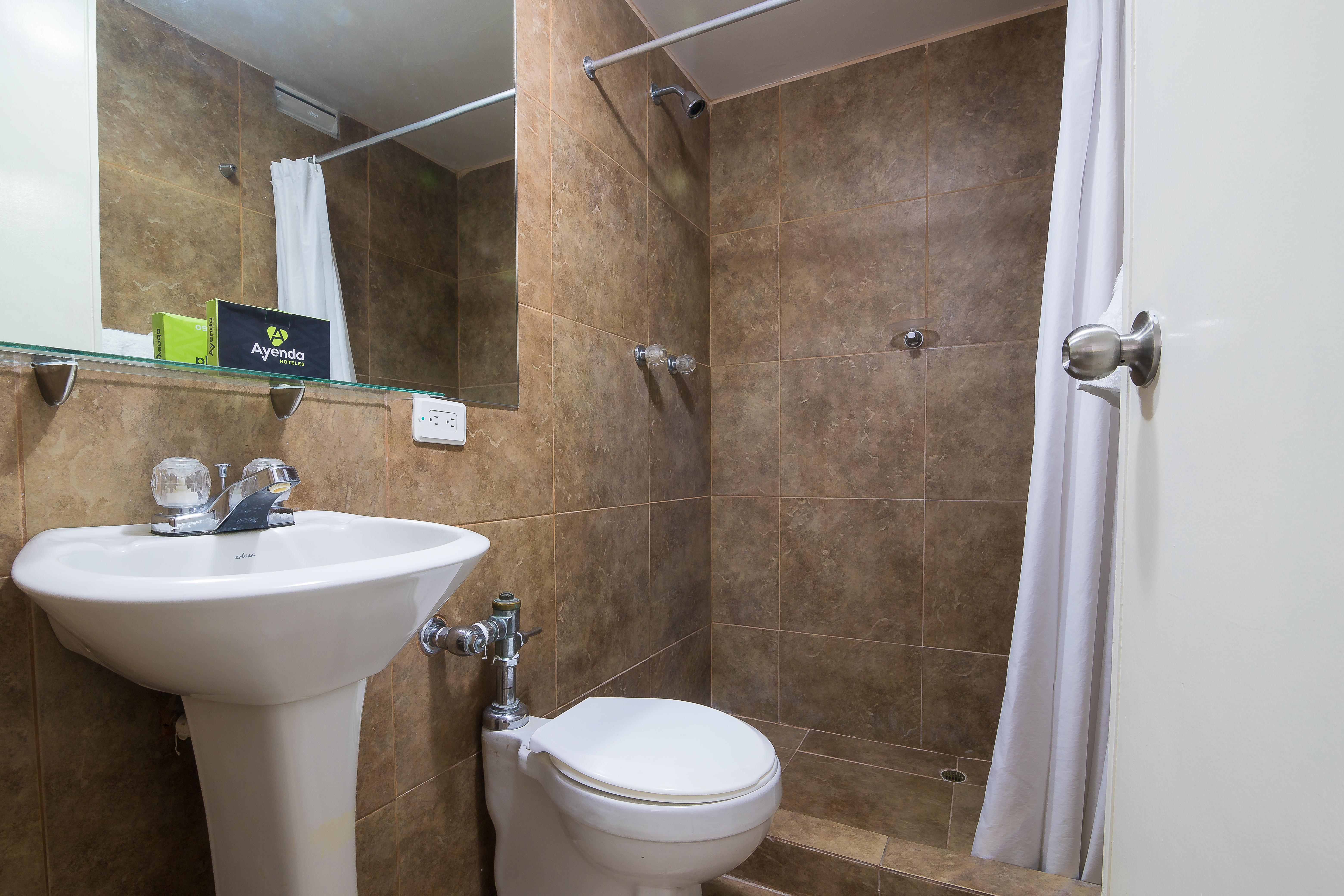 Hotel Americana Cali Bagian luar foto